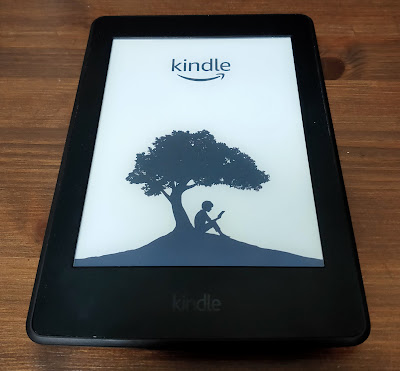 Kindle Paperwhite（第7世代 広告つき）を今さらレビュー - plz