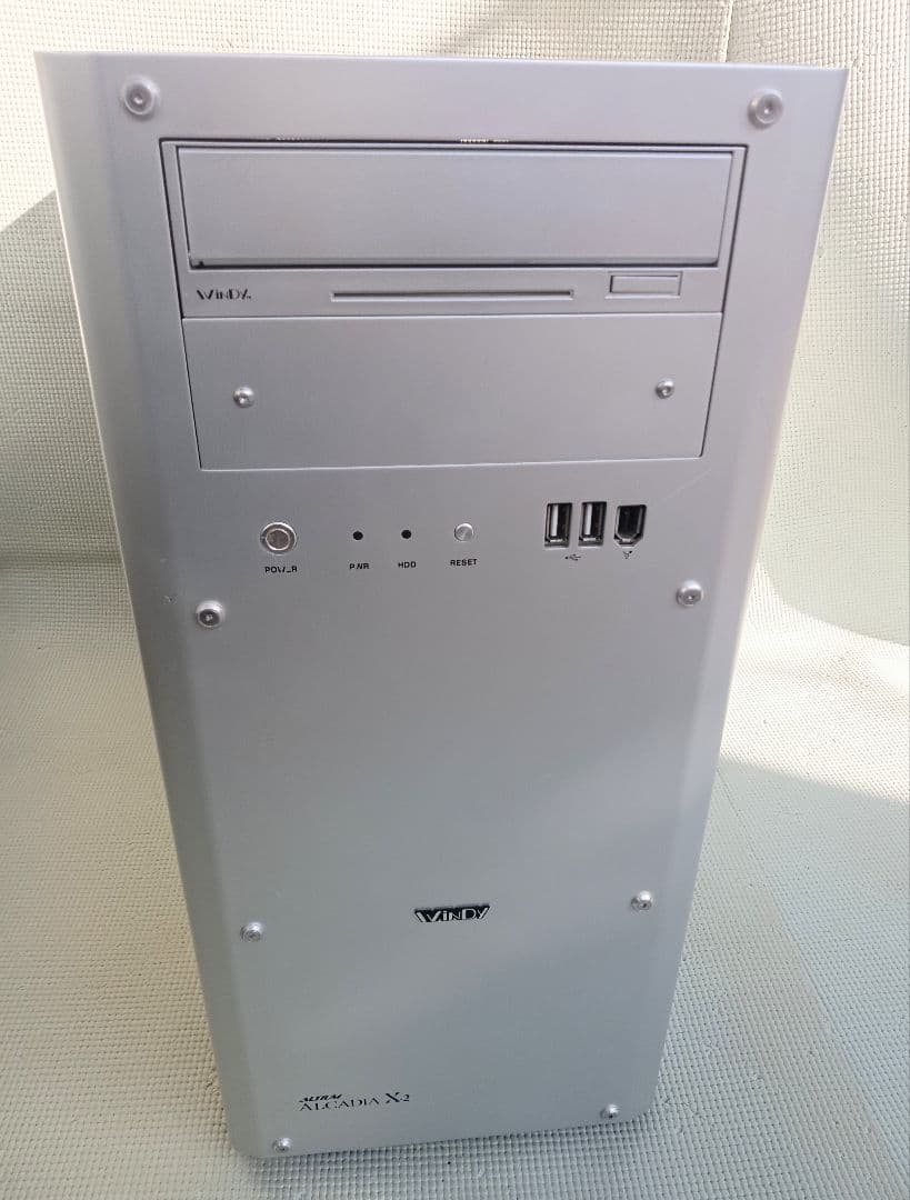 星野金属 windy ALTIUM ALCADIA X-2 タワーPCケース ASCII.jp：星野金属工業(ソルダム)から2重構造のアルミPCケース“ALTIUM